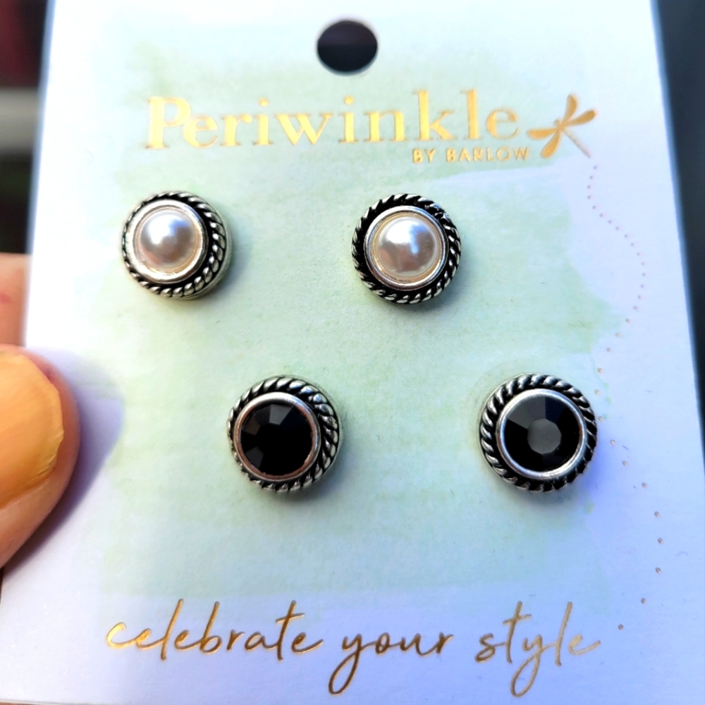 Periwinkle by Barlow set of 2 pairs of stud pierced earrings
